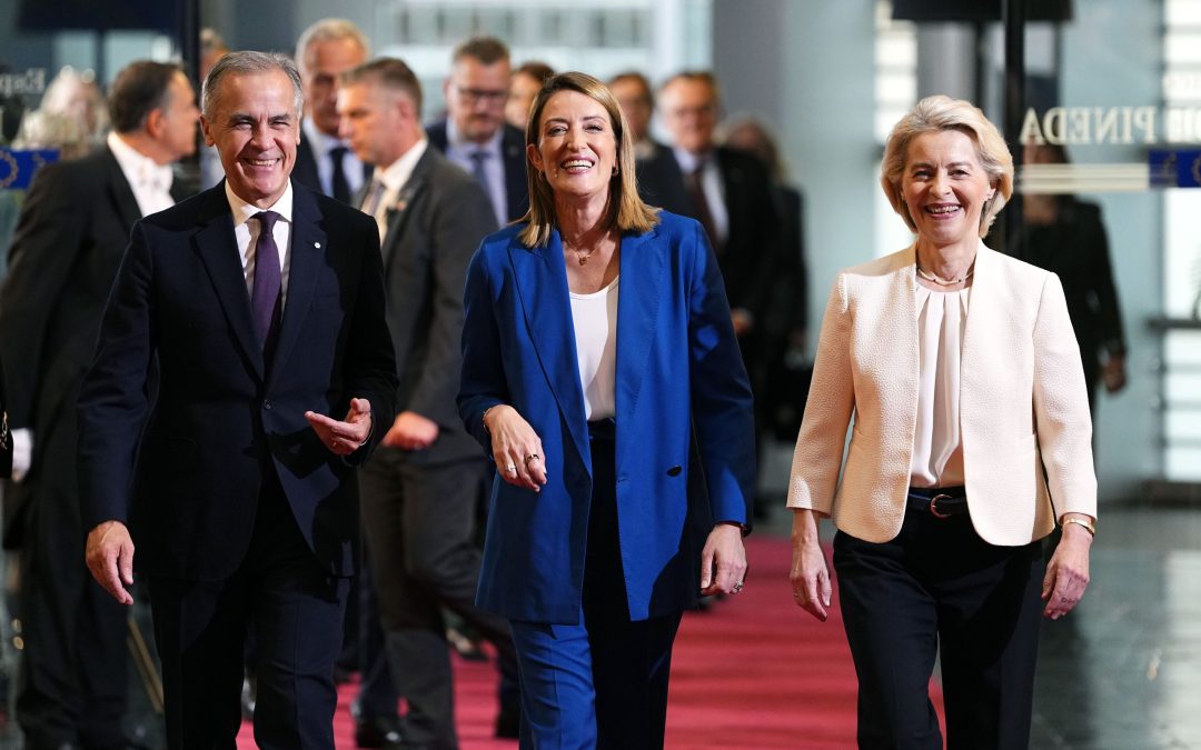 Carney: Kanadának és az EU-nak össze kell fognia a demokráciák védelmének érdekében