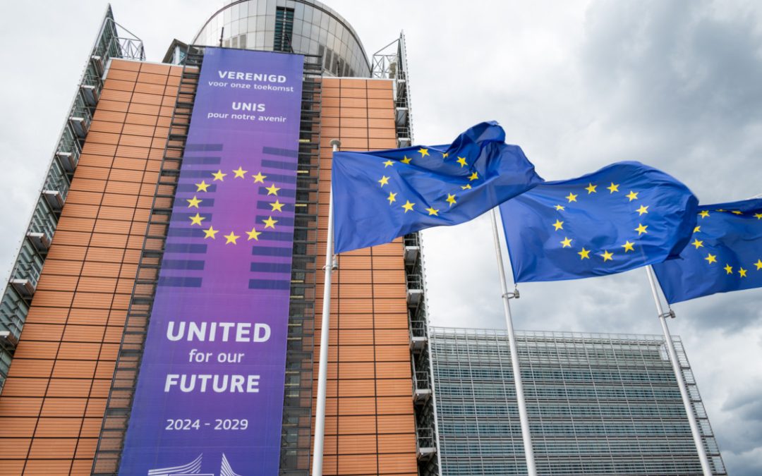 A brüsszeli költségvetési csata: Hogyan feszíti szét az újrafegyverkezés az EU következő többéves büdzséjét?